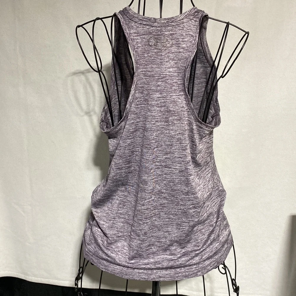 Under armour tank top - Picture 6 of 6